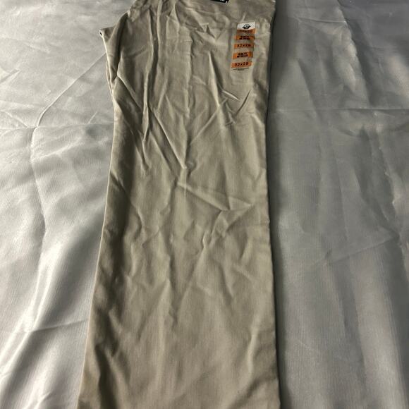 Dockers Other - Dockers signature khaki slim fit lux cotton stretch pants 32 by 29